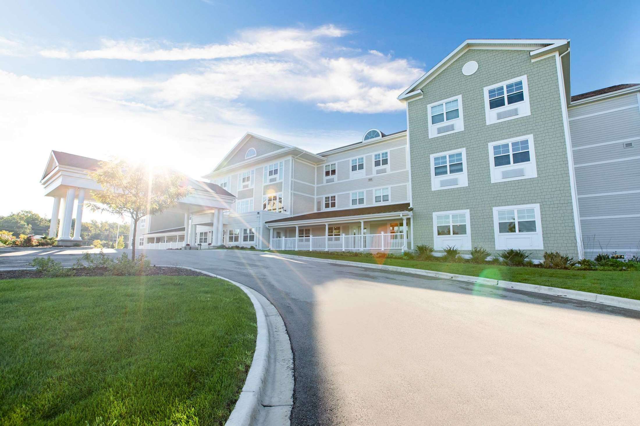Naperville Cedarhurst Front Entrance